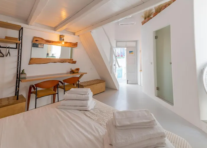 Mykonos Vibes Town Loft